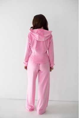 Костюм жіночий